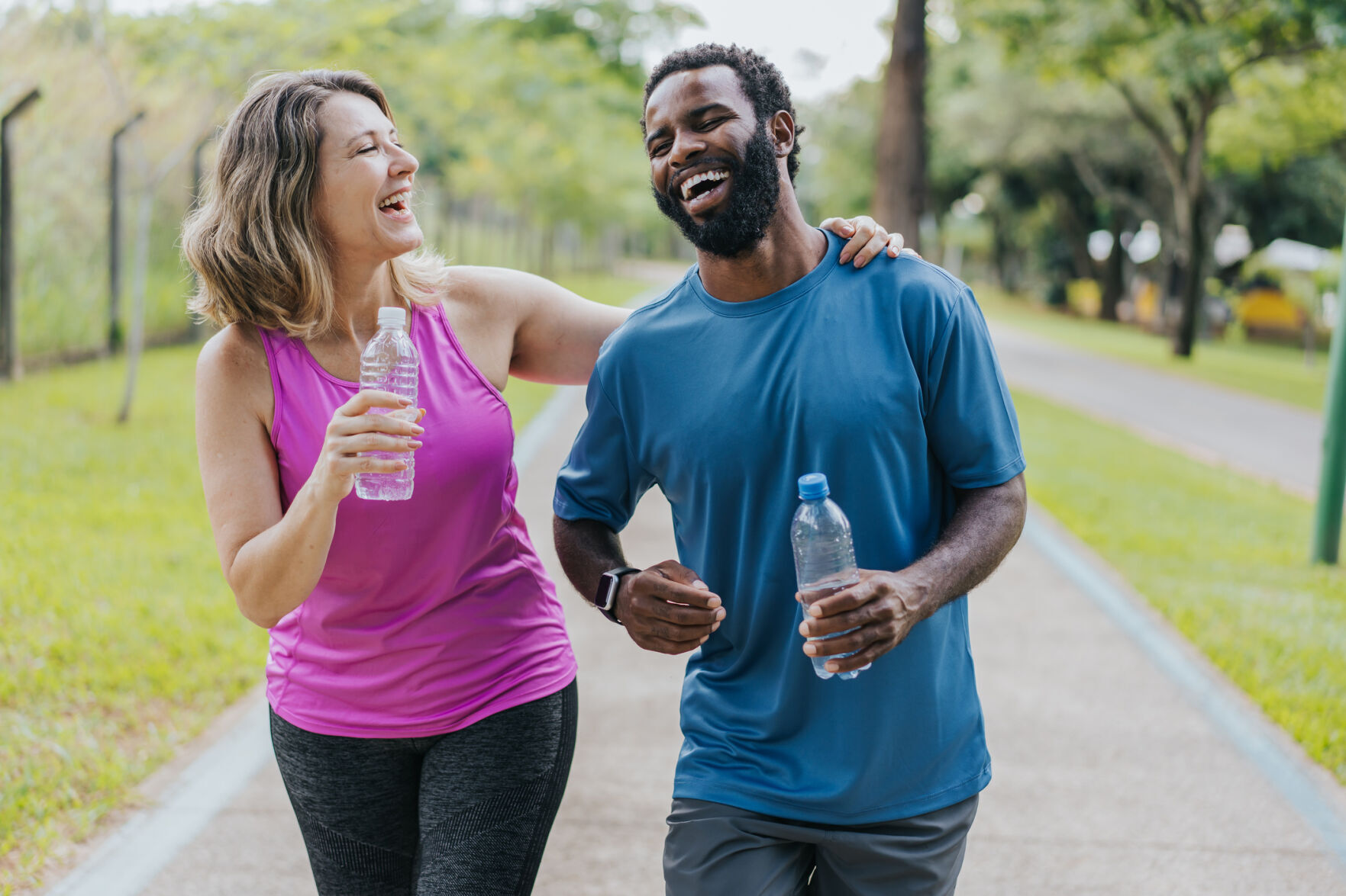 5 benefits of walking 20 minutes a day stock photo 2